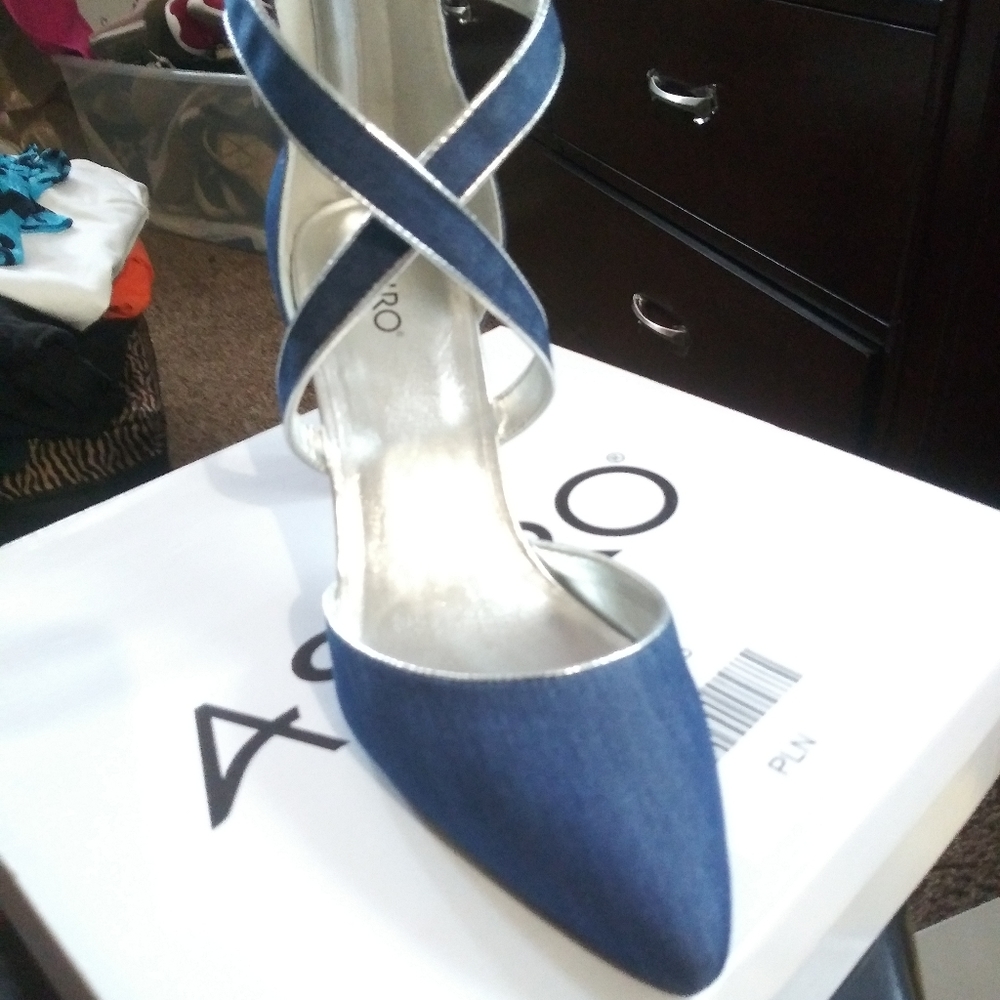 Shoes - Picture 2 of 3